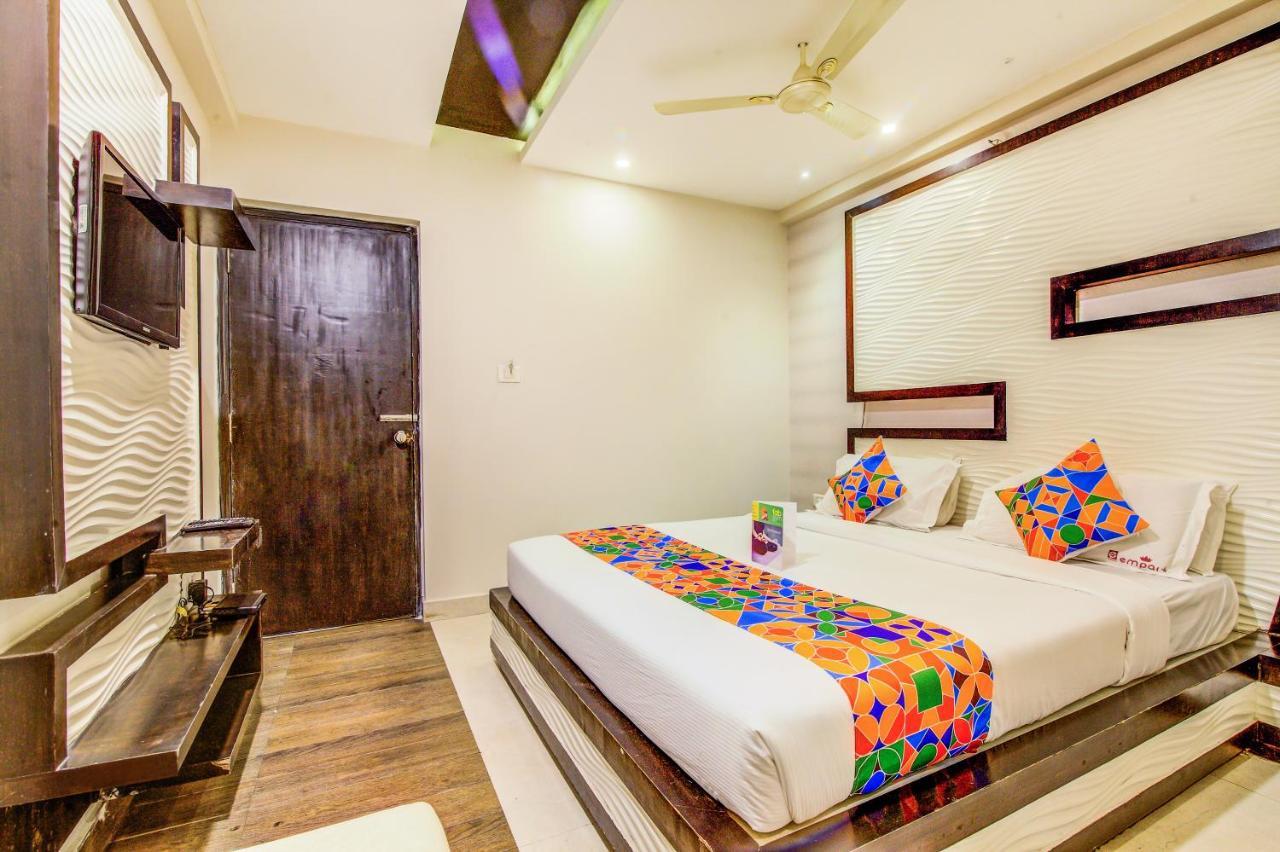 Fabhotel Empark Bangalore Esterno foto