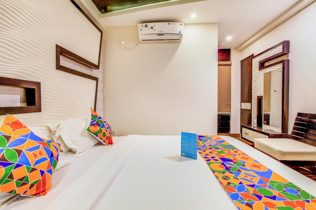 Fabhotel Empark Bangalore Esterno foto