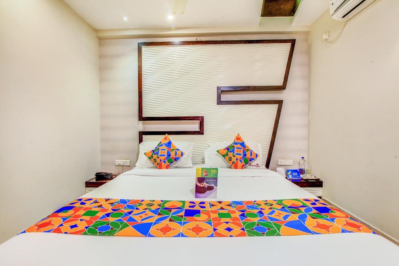 Fabhotel Empark Bangalore Esterno foto